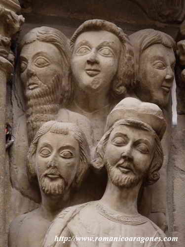DETALLE DE LA PORTADA